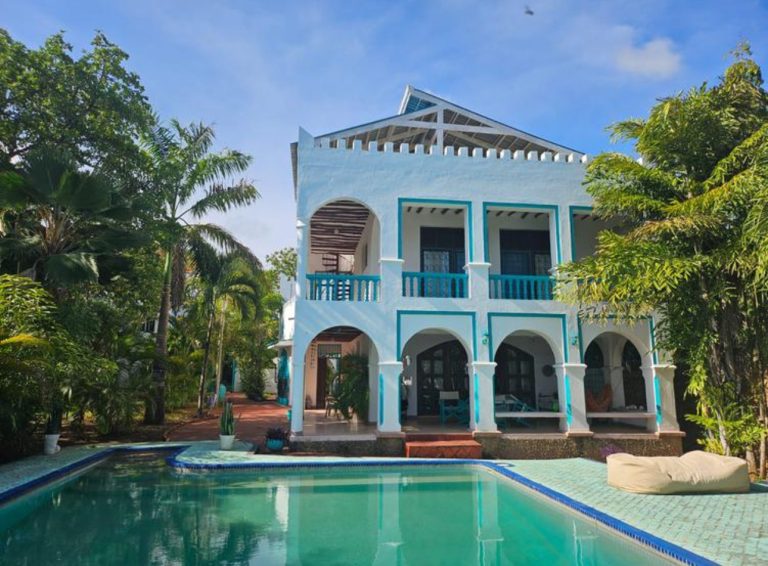 Exquisite 5-Bedroom Mtwapa Creek Side Villa