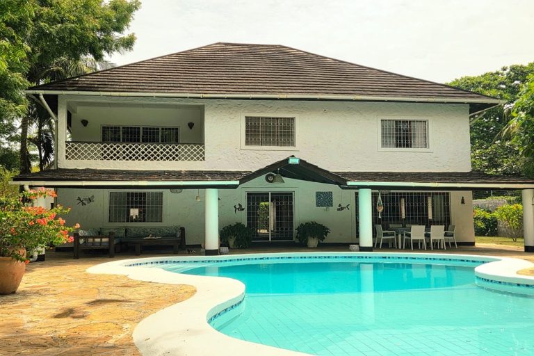 Villa SO Diani