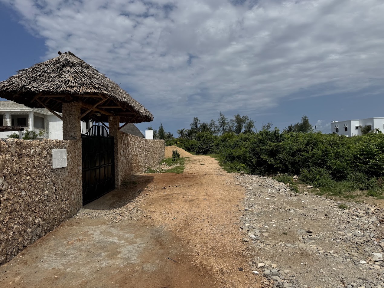 ¼-Acre 3rd Row Beach Plot – Watamu